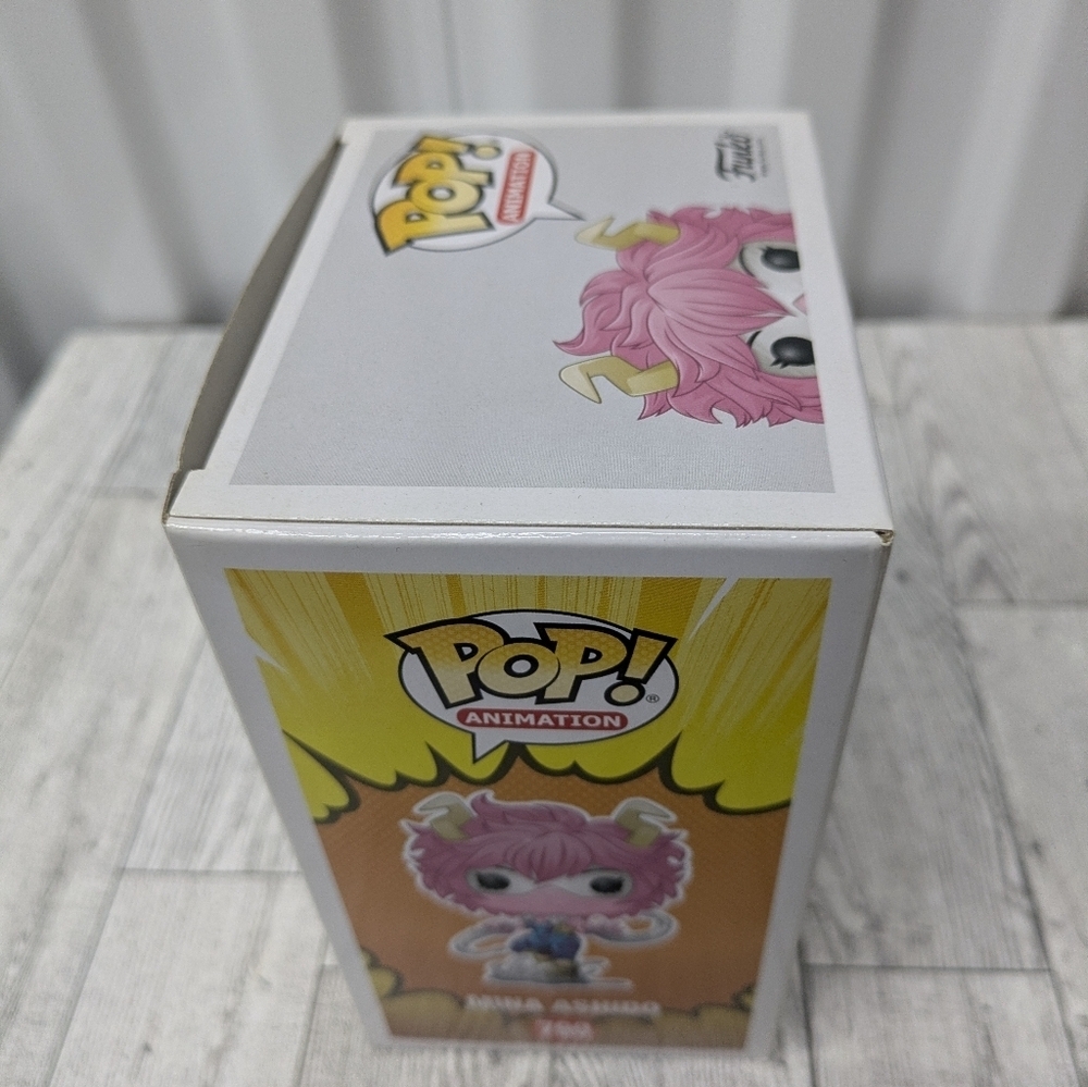 Funko Pop 790 My Hero Academia Pink Mina Ashido - Picture 4 of 6